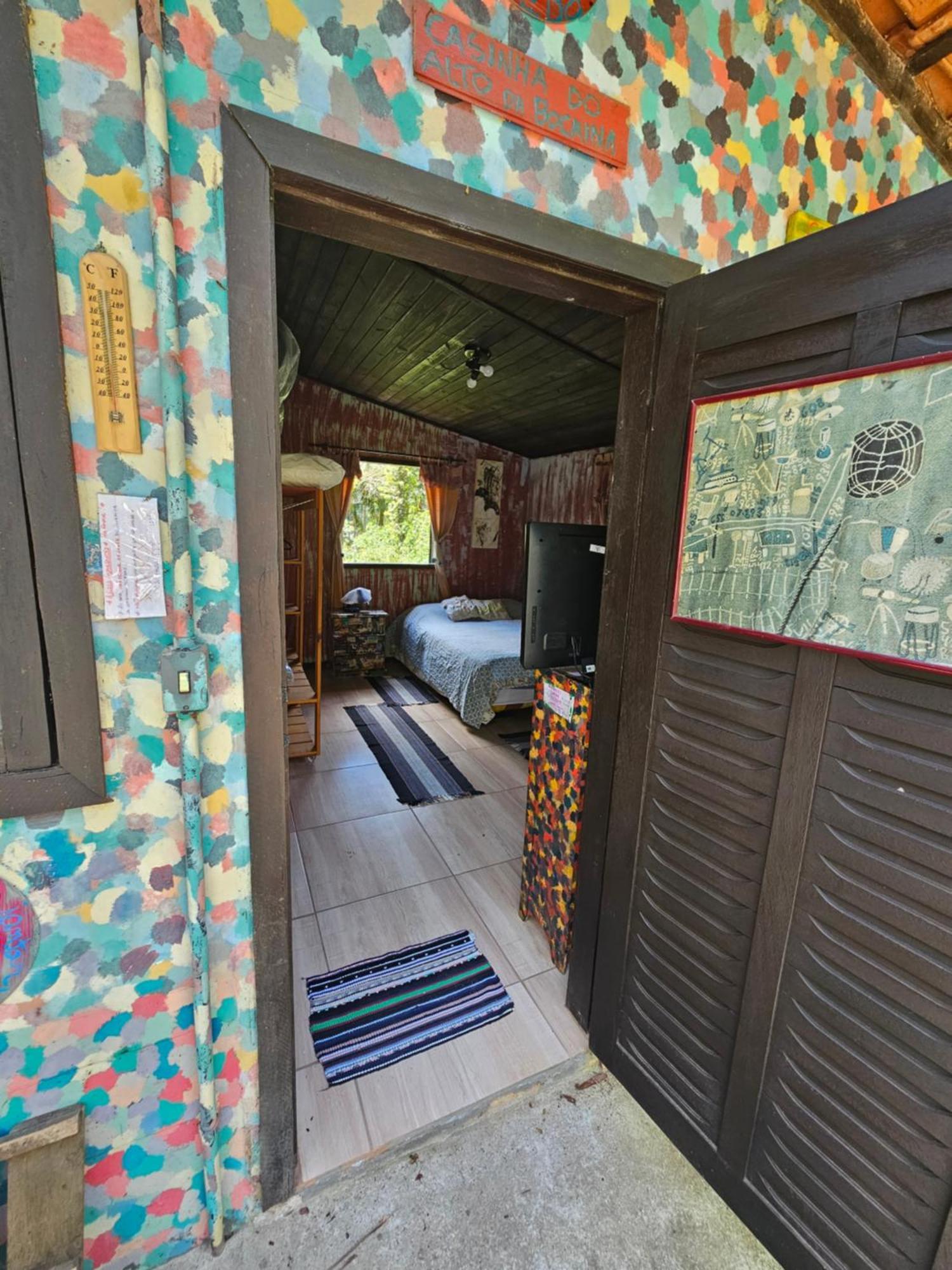 סאו פדרו דה סרה Suites Casinha Do Alto Da Bocaina חדר תמונה